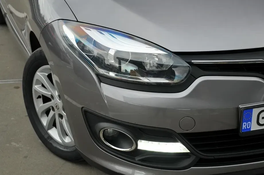 Renault Mégane III — imagine 8