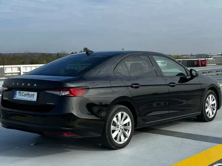 Škoda Superb III