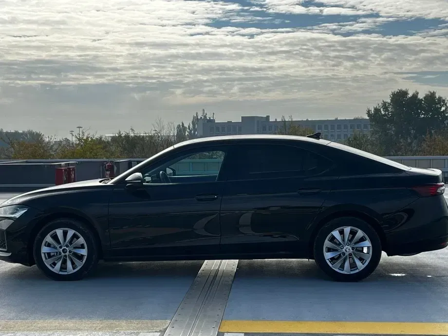 Škoda Superb III — imagine 7