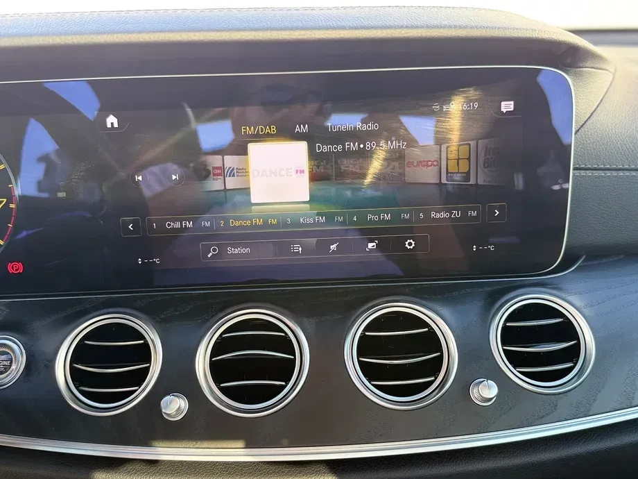 Mercedes-Benz E 53 AMG 4Matic Coupe MHEV Aut. — imagine 8