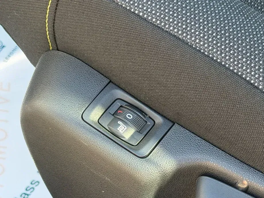 Citroën C3 1.2 PureTech S&S EAT6 Shine — imagine 8