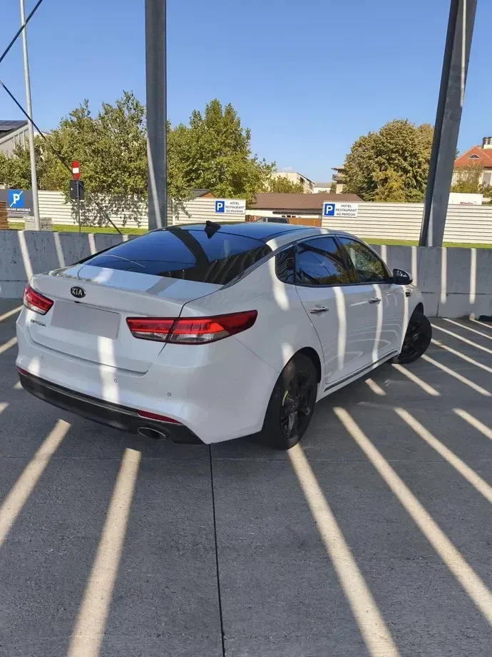 Kia Optima 1.7 DSL 7DCT Comfort — imagine 10