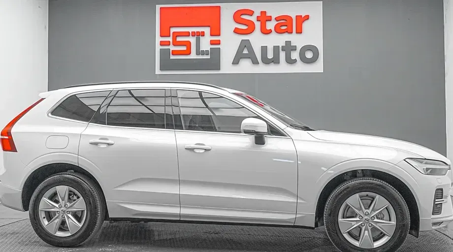 Volvo XC 60 II B4 MHEV AT8 AWD Momentum Pro — imagine 10