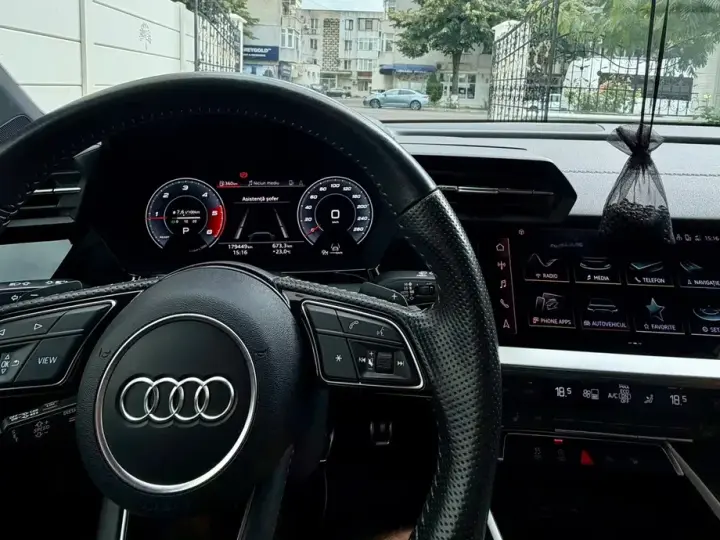 Audi A3 Limuzina 8Y