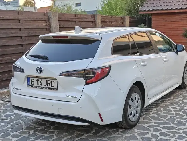 Toyota Corolla XII 1.8 HSD Business