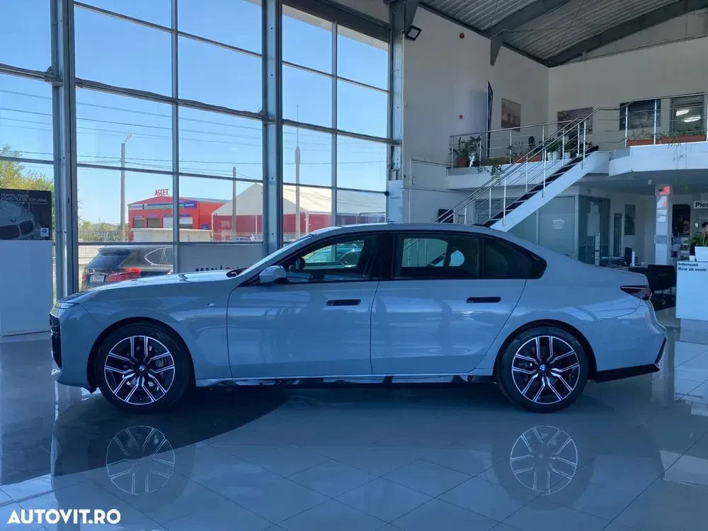 BMW Seria 7 G70 [2022-Prezent] 740d xDrive — imagine 3