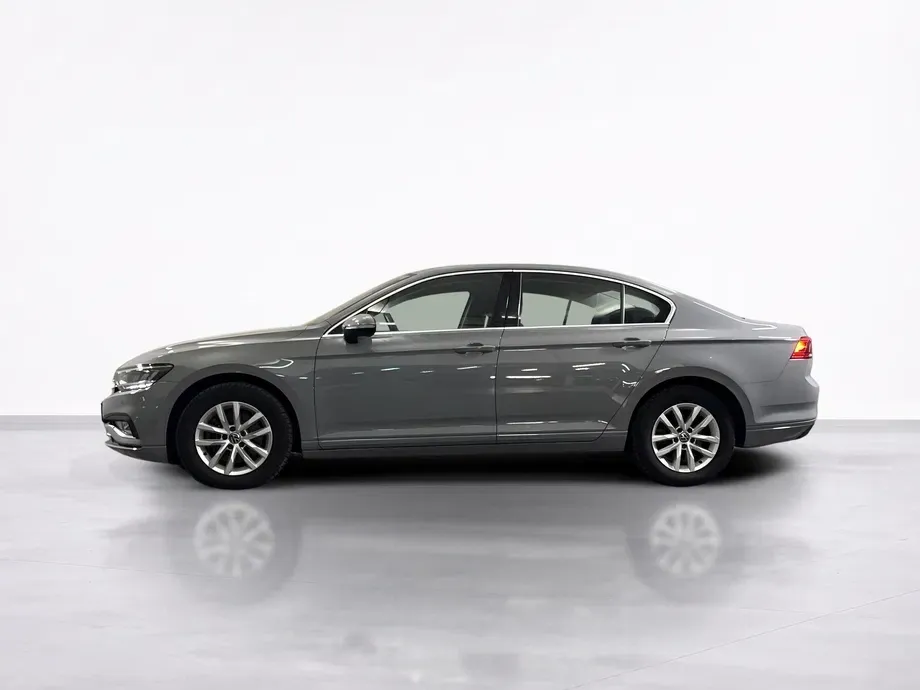 Volkswagen Passat — imagine 2