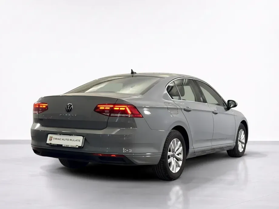 Volkswagen Passat — imagine 5