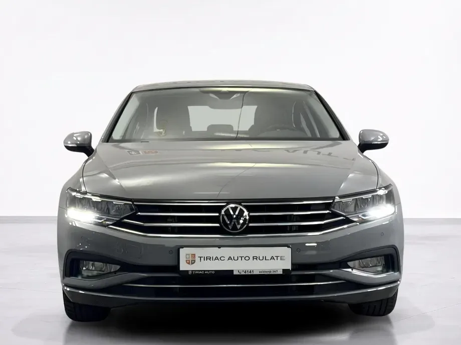 Volkswagen Passat — imagine 8