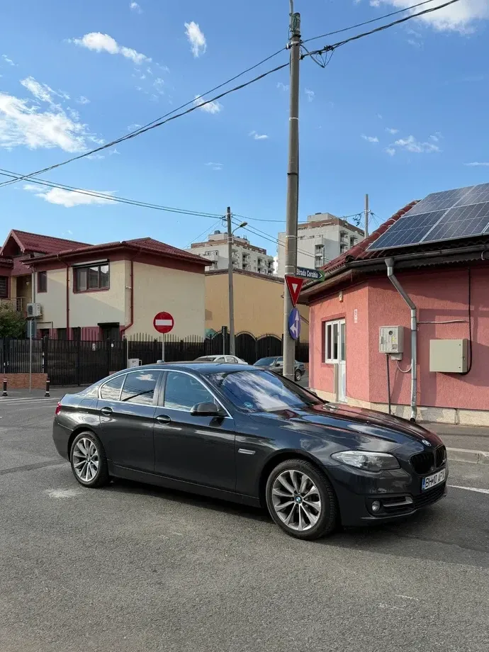 BMW Seria 5 520d xDrive AT — imagine 2