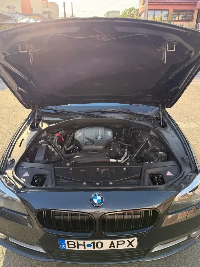 BMW Seria 5 520d xDrive AT — imagine 8