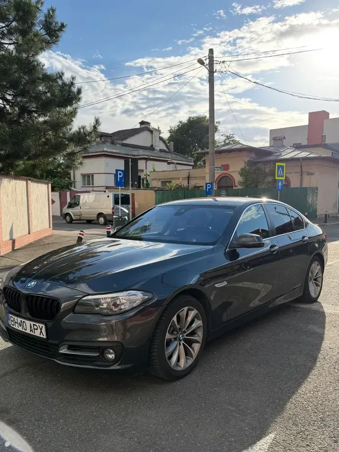 BMW Seria 5 520d xDrive AT — imagine 4