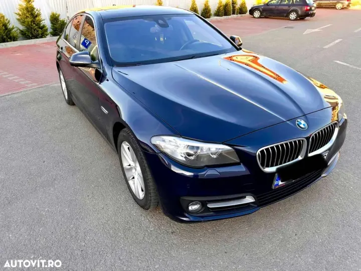 BMW Seria 5 F10/F11/F07 [2010 - 2017] 520d EfficientDynamics Edition AT