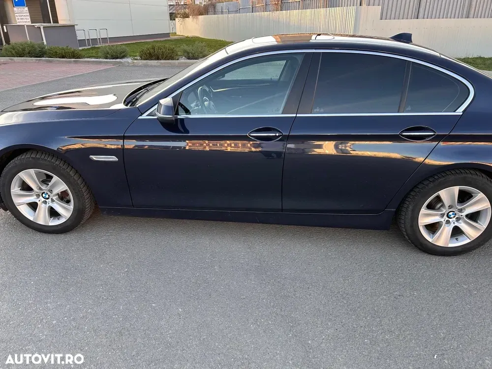 BMW Seria 5 F10/F11/F07 [2010 - 2017] 520d EfficientDynamics Edition AT — imagine 4