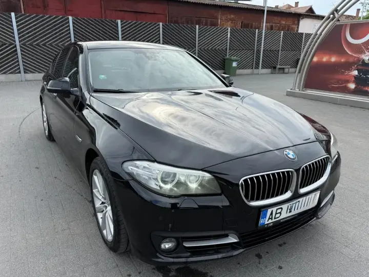 BMW Seria 5 F10/F11/F07 525d xDrive