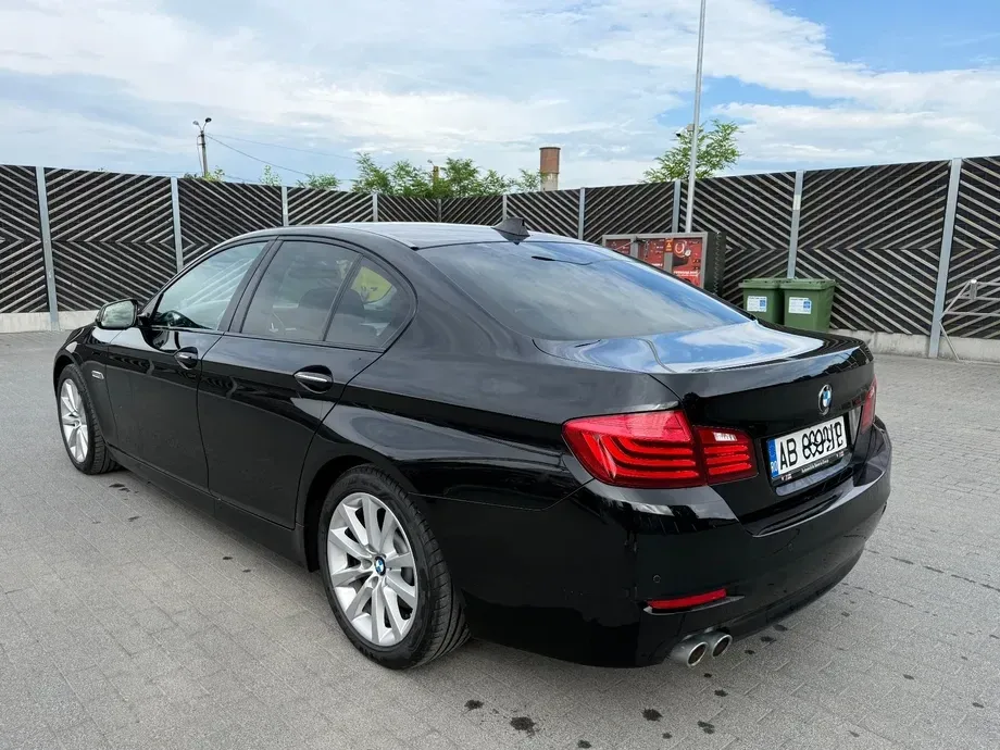 BMW Seria 5 F10/F11/F07 525d xDrive — imagine 6