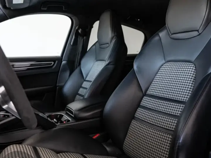 Porsche Cayenne Tiptronic S Platinum Edition