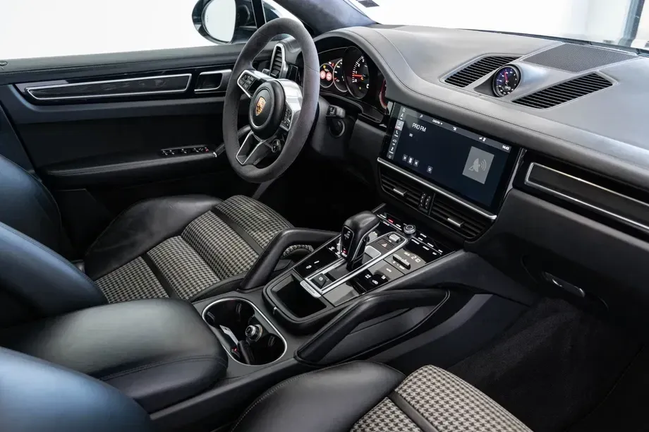 Porsche Cayenne Tiptronic S Platinum Edition — imagine 9