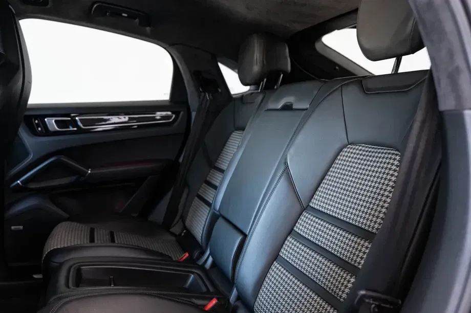 Porsche Cayenne Tiptronic S Platinum Edition — imagine 7
