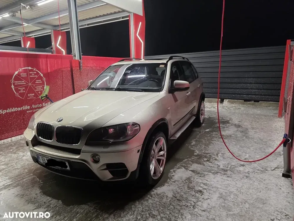 BMW X5 xDrive35i — imagine 3