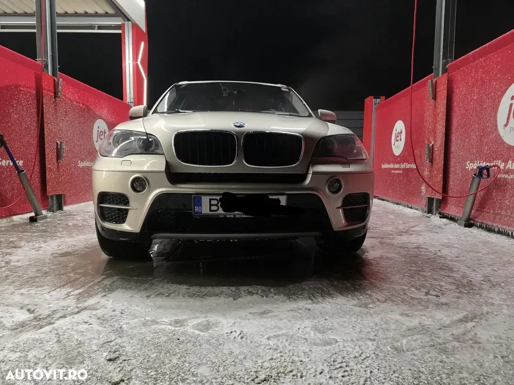 BMW X5 xDrive35i — imagine 2