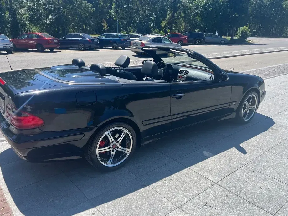 Mercedes-Benz CLK C208 — imagine 5