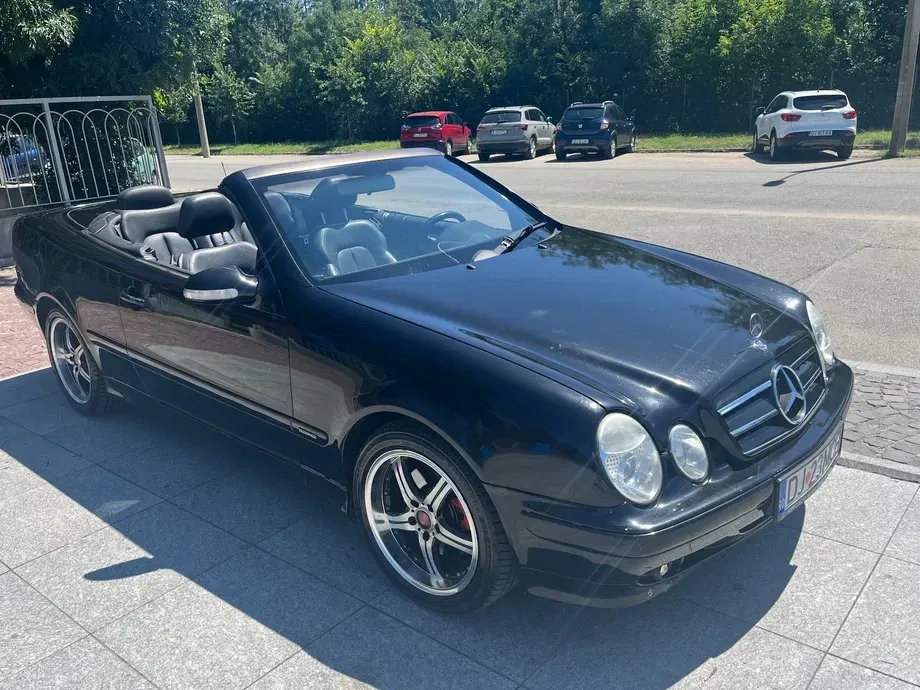 Mercedes-Benz CLK C208 — imagine 7