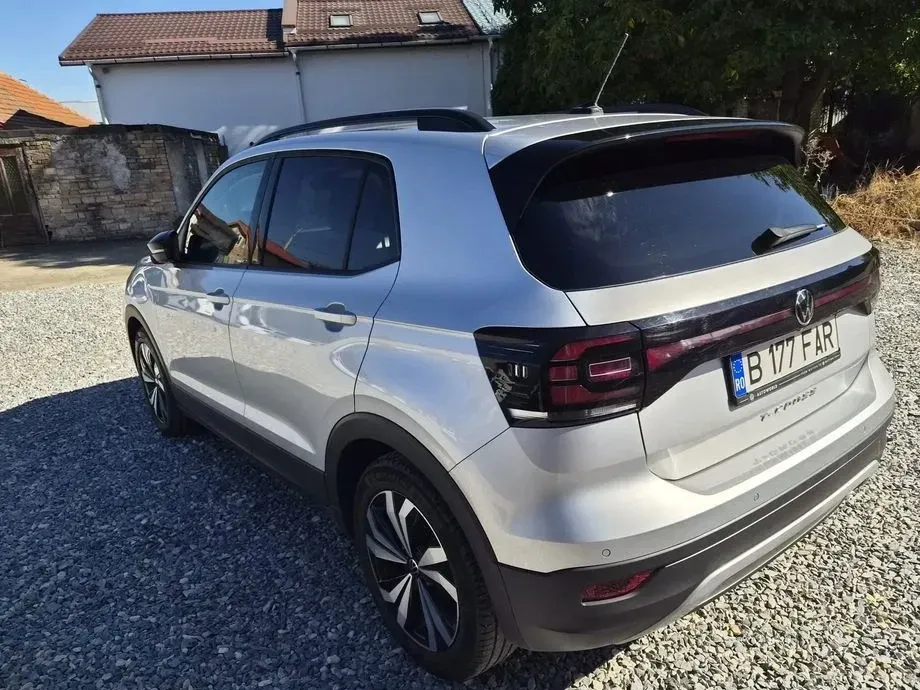 Volkswagen T-Cross 1.0 TSI Style — imagine 8