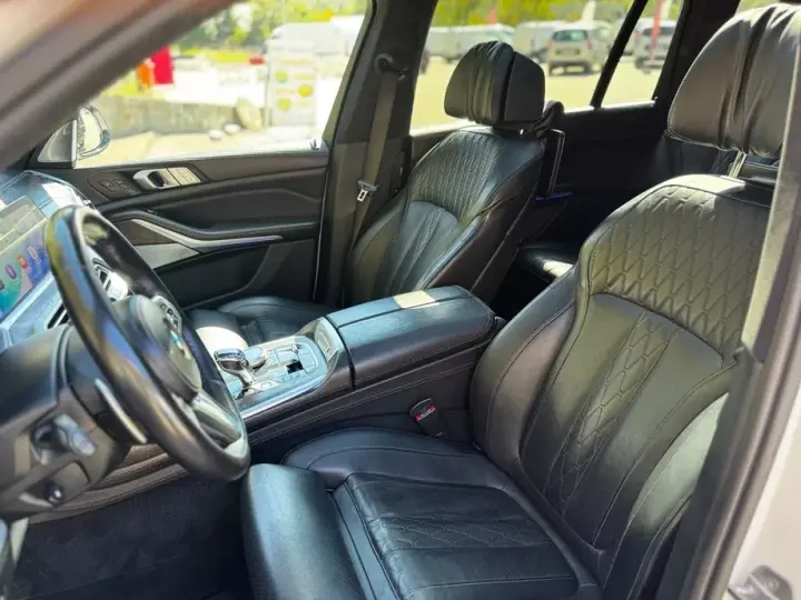 BMW X7 xDrive40i