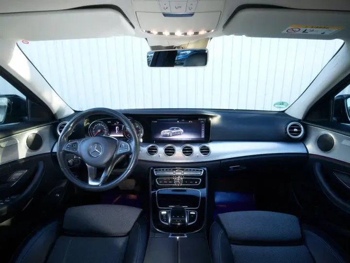 Mercedes-Benz E W213 220 d 9G-TRONIC Exclusive