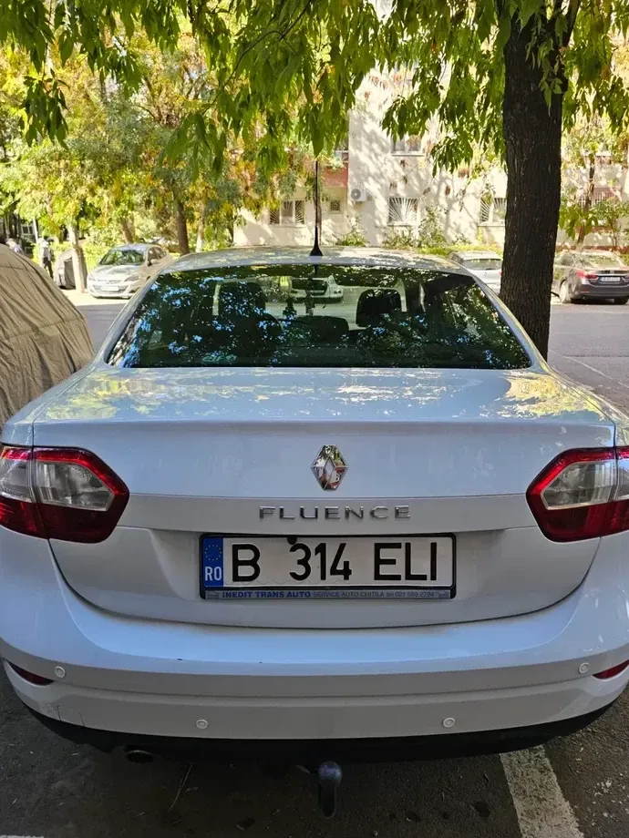 Renault Fluence — imagine 4