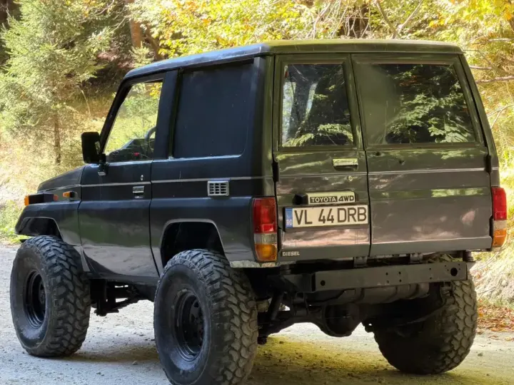 Toyota Land Cruiser