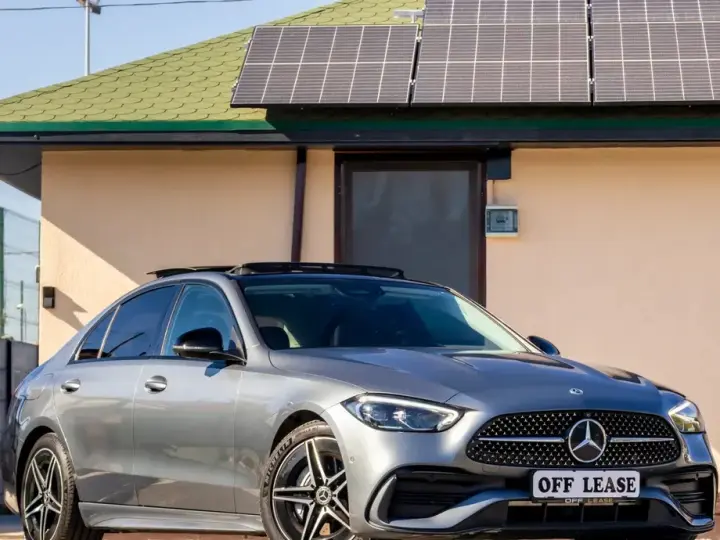 Mercedes-Benz C W206 300 4MATIC 9G-TRONIC AMG Line