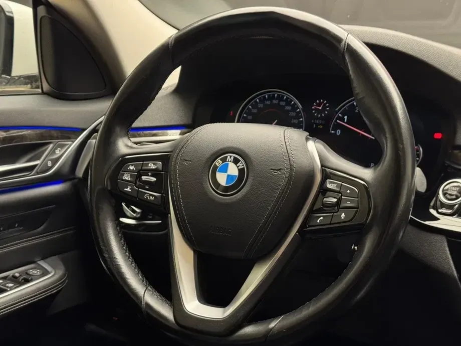 BMW Seria 6 G32 640i — imagine 9