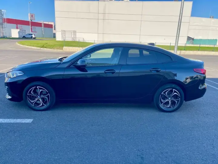 BMW Seria 2 216d AT