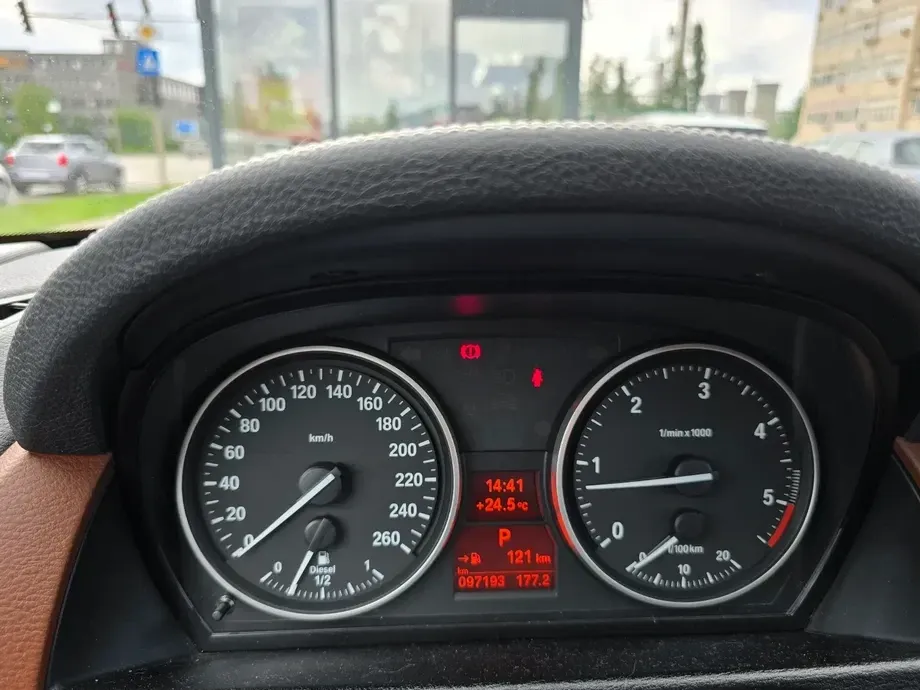 BMW X1 — imagine 5
