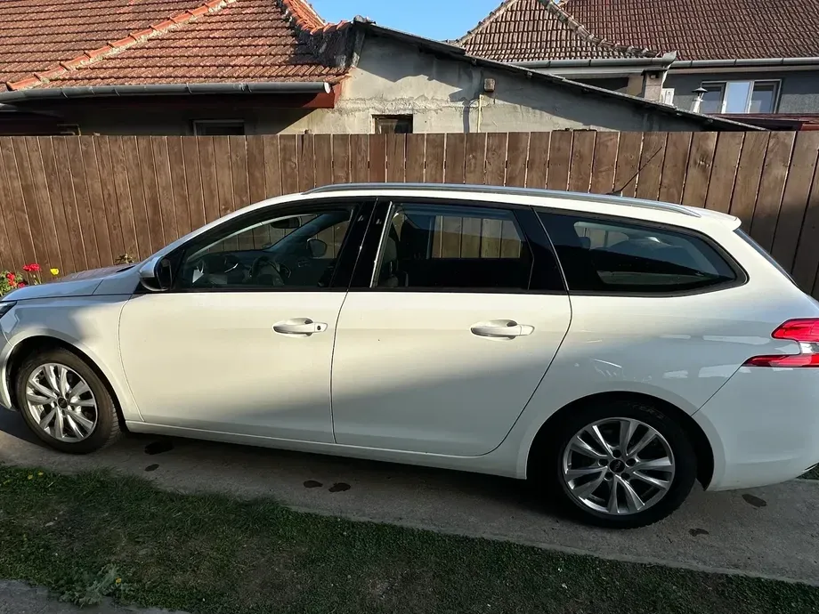 Peugeot 308 II — imagine 4