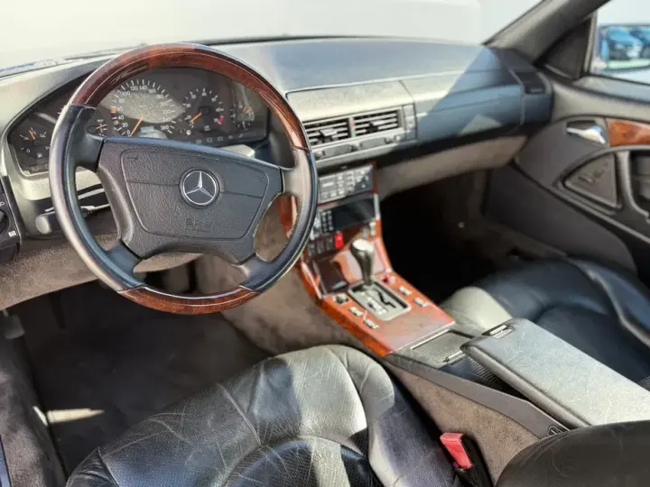 Mercedes-Benz SL R129