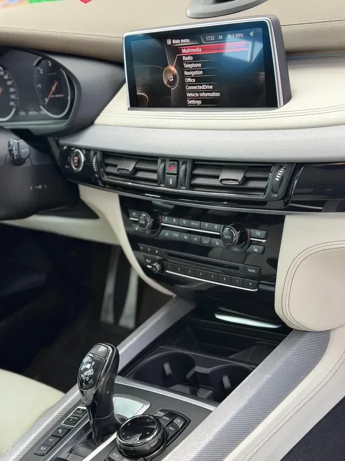BMW X5 M F85 M50d — imagine 5