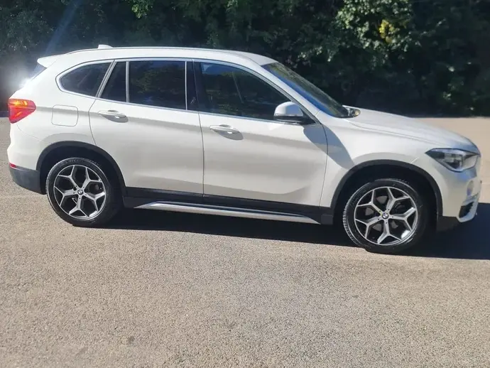 BMW X1 F48