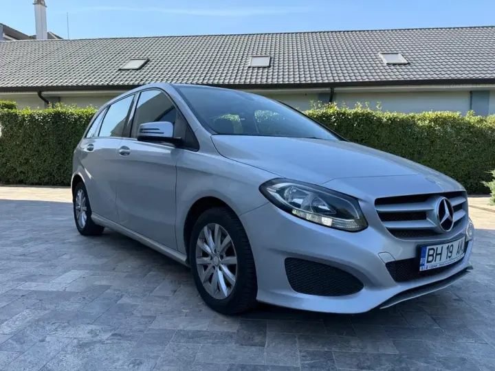 Mercedes-Benz B 160