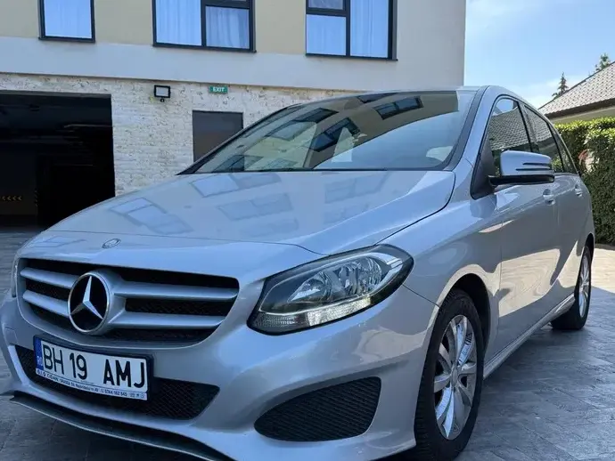 Mercedes-Benz B 160