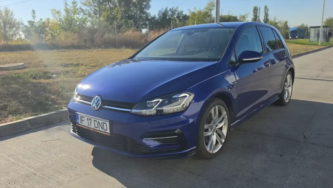 Volkswagen Golf VII 1.5 eTSI OPF DSG R-Line — imagine 7