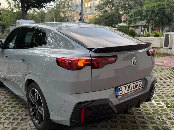 BMW X2 sDrive20i AT MHEV