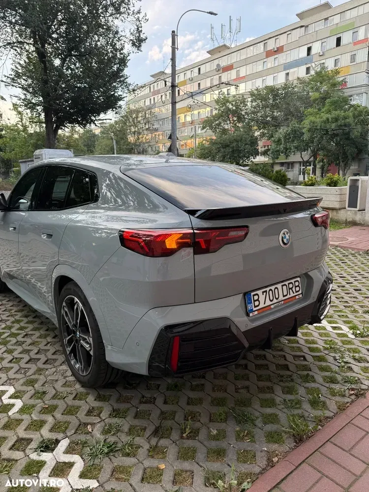 BMW X2 sDrive20i AT MHEV — imagine 6