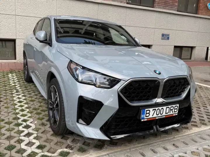 BMW X2 sDrive20i AT MHEV