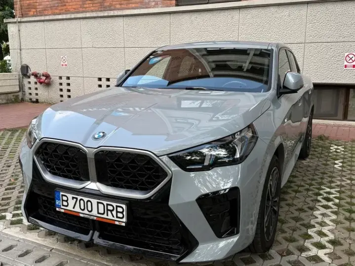 BMW X2 sDrive20i AT MHEV