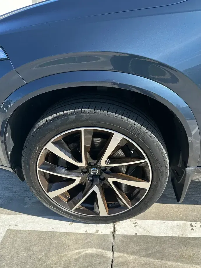 Volvo XC 90 — imagine 8