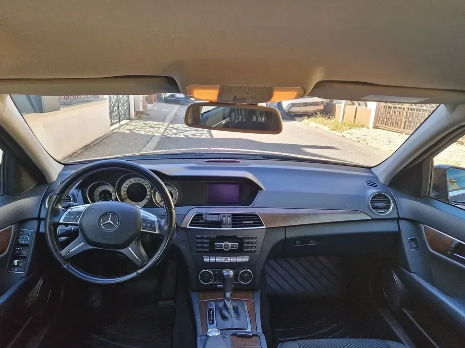 Mercedes-Benz C W204 250 CGI BlueEFFICIENCY Aut. — imagine 7