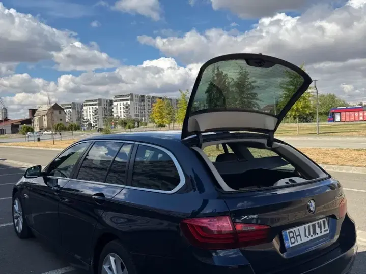 BMW Seria 5 F10/F11/F07 [2010 - 2017] 520d xDrive
